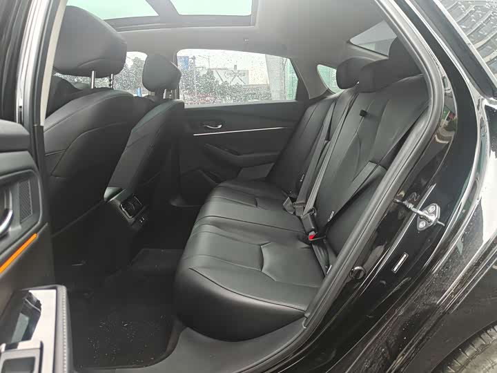 Фото 6 - Honda Accord