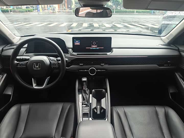 Фото 7 - Honda Accord