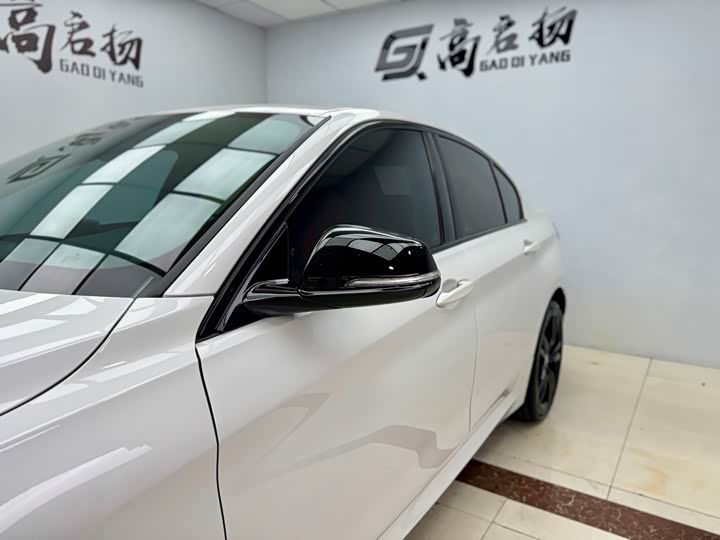 BMW 1 Series 2023 2023款 125i M运动曜夜版