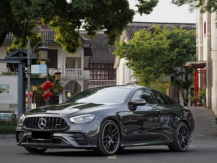 Photo 1 - Mercedes-Benz E-Class AMG