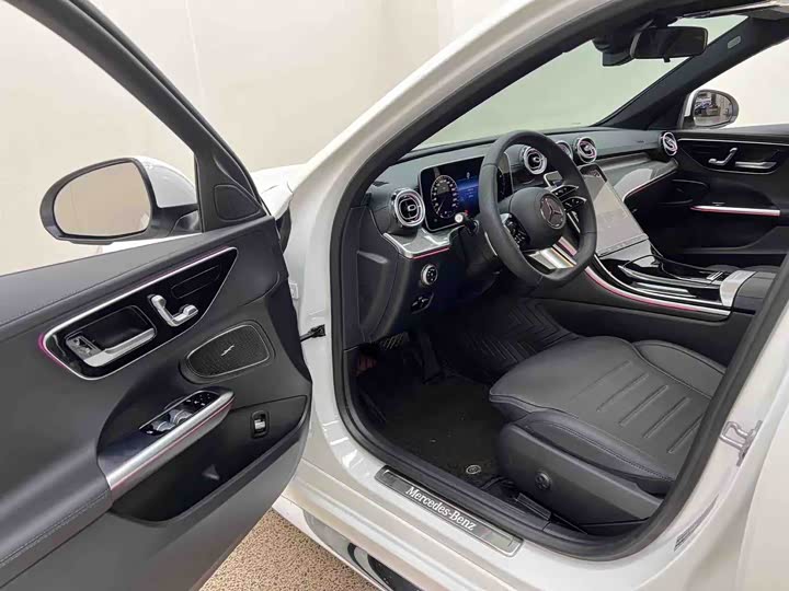 Фото 6 - Mercedes-Benz C-Class