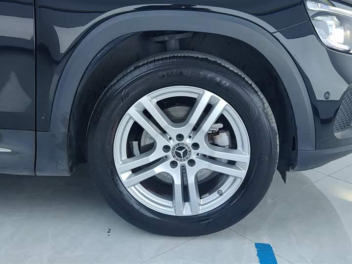 Mercedes-Benz GLB-Class 2022 2022款 改款二 GLB 200 时尚型