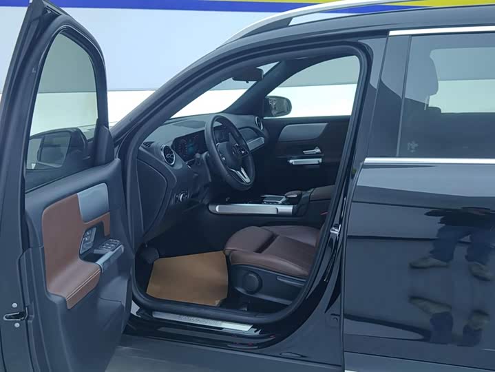 Mercedes-Benz GLB-Class 2022 2022款 改款二 GLB 200 时尚型