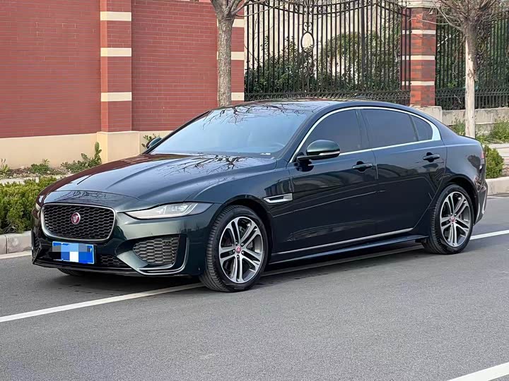 Jaguar XE L 2024 2024款 2.0T 250PS R-DYNAMIC S进取运动版