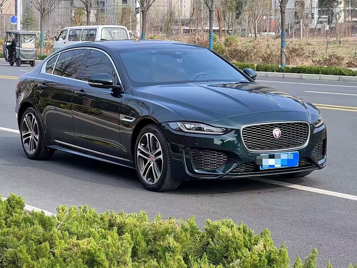 Jaguar XE L 2024 2024款 2.0T 250PS R-DYNAMIC S进取运动版