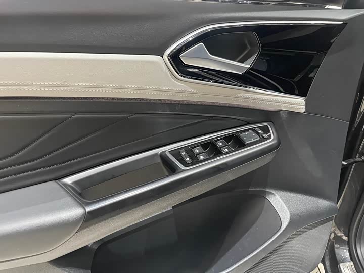 Jetta VS7 2024 2024款 千里江山 280TSI 自动荣耀版