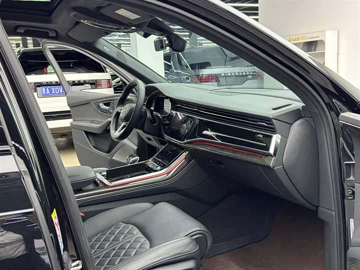 Audi SQ7 2024 2024款 4.0 TFSI 暗夜骑士版