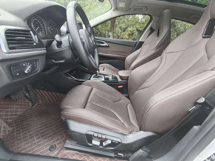 Фото 4 - BMW 1 Series