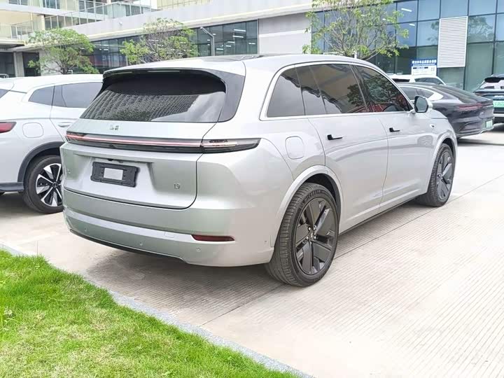 LiXiang L7 2025 2025款 Ultra 智能焕新版