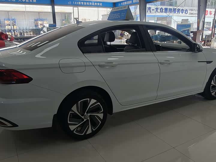 Volkswagen Bora 2025 2025款 200TSI DSG悦行导航版
