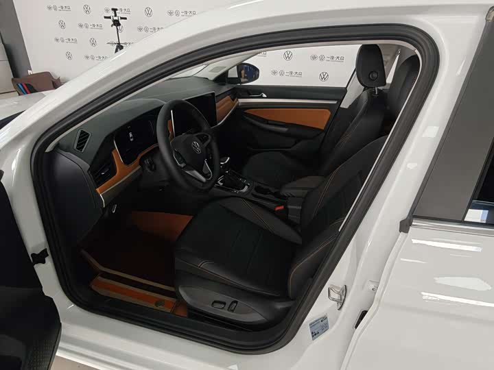 Volkswagen Bora 2025 2025款 200TSI DSG悦行导航版