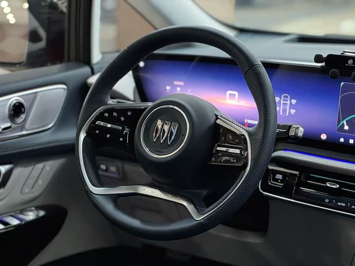Buick GL8 Century 2025 2025款 2.0T 四座私享版