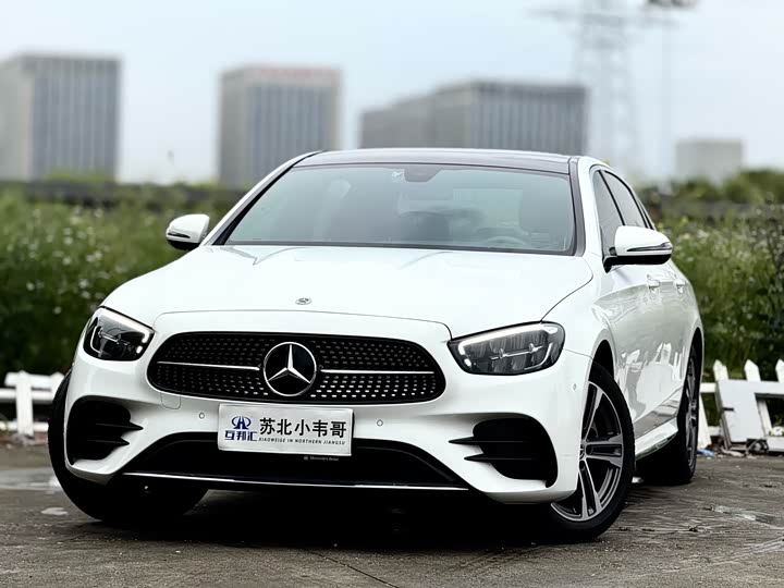 Фото 2 - Mercedes-Benz E-Class