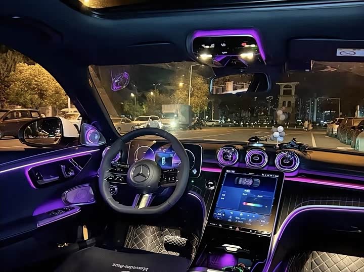 Фото 7 - Mercedes-Benz C-Class