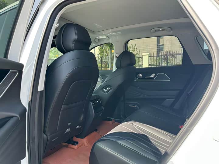 Chery Fulwin T9 2025 2025款 120 长续航版尊荣型 5座 磷酸铁锂