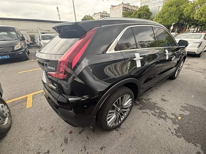 Cadillac XT4 2024 2024款 28T 两驱尊贵型