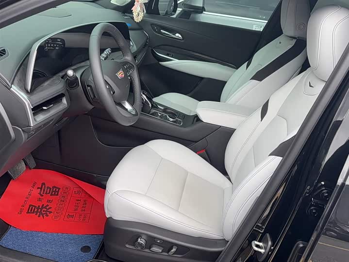 Cadillac XT4 2024 2024款 28T 两驱尊贵型