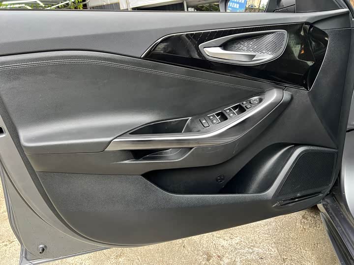 Hyundai Lafesta 2023 2023款 270T N Line DLX豪华版