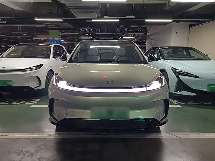 BAIC Arcfox T1 2025 2025款 425 MAX