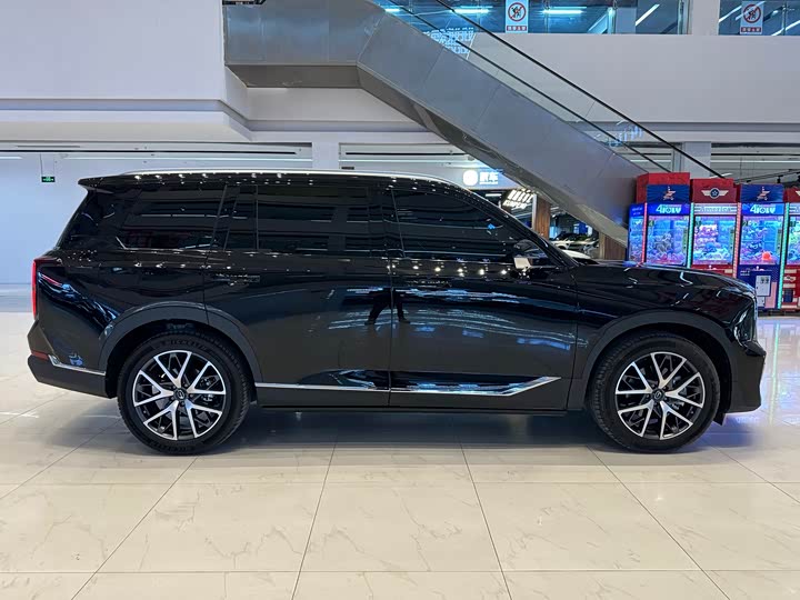 Zdjęcie 9 - GAC Trumpchi GS8