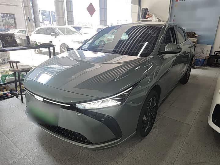 Geely Geometry G6 2024 2024款 500KM 尊贵型