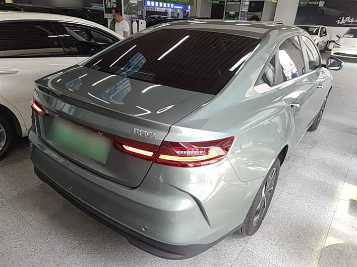 Geely Geometry G6 2024 2024款 500KM 尊贵型