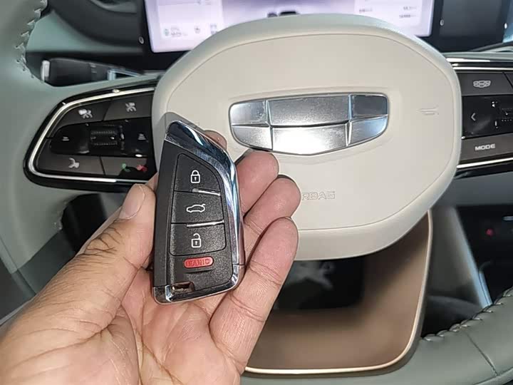 Geely Geometry G6 2024 2024款 500KM 尊贵型