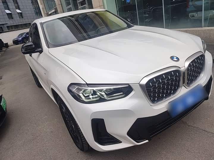 BMW X4 2022 2022款 xDrive 25i M运动套装
