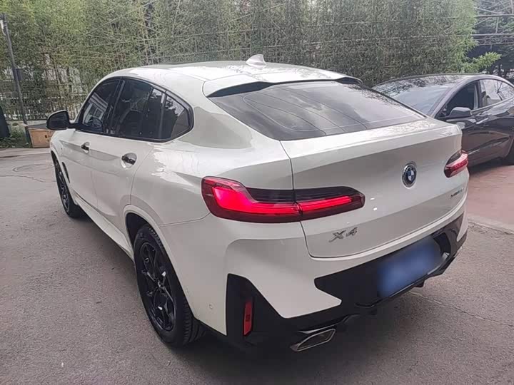 BMW X4 2022 2022款 xDrive 25i M运动套装