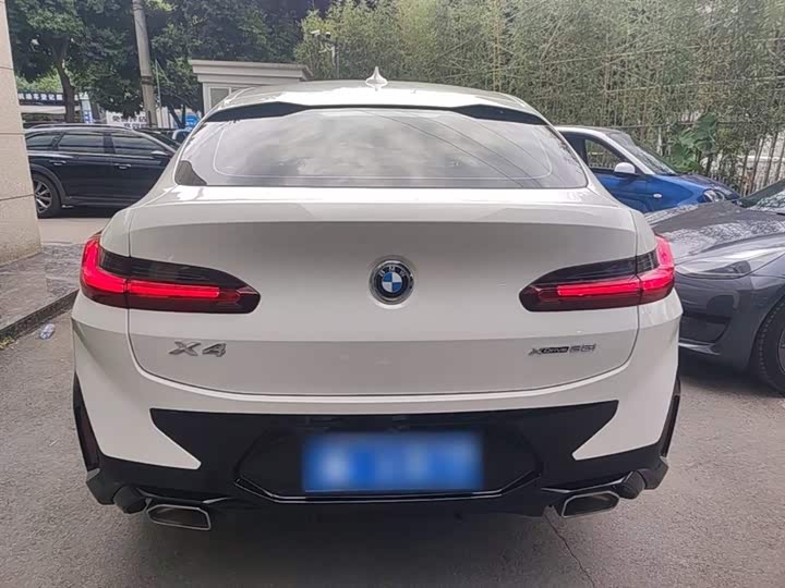 BMW X4 2022 2022款 xDrive 25i M运动套装
