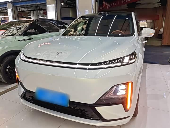 Changan Deepal S09 2025 2025款 四驱Ultra+ 高定版