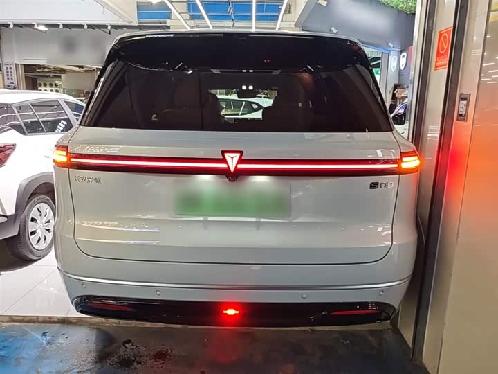 Changan Deepal S09 2025 2025款 四驱Ultra+ 高定版