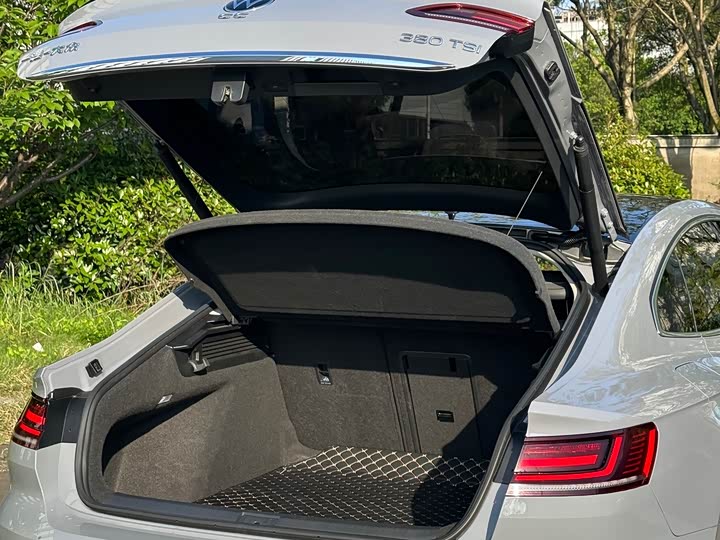 Фото 8 - Volkswagen CC