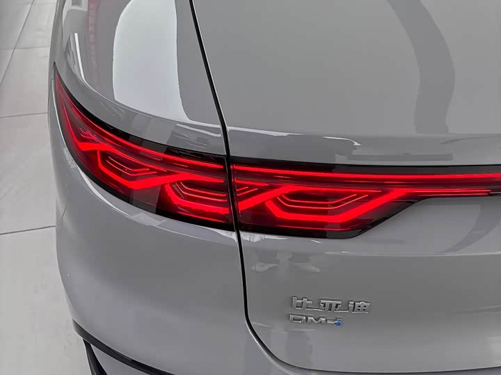 BYD Han 2025 2025款 DM-i 125KM激光雷达智驾型