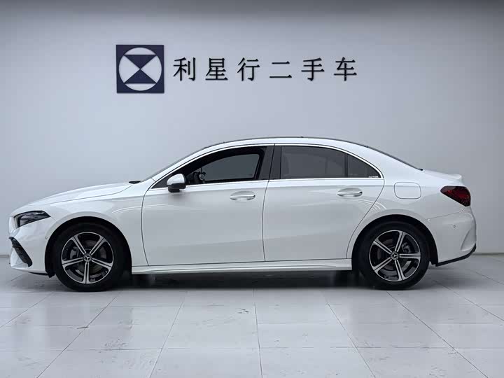Фото 2 - Mercedes-Benz A-Class