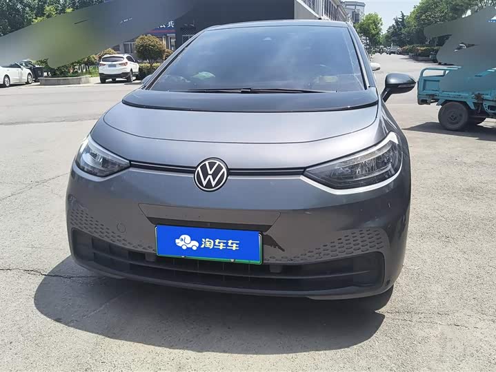 Photo 2 - Volkswagen ID.3