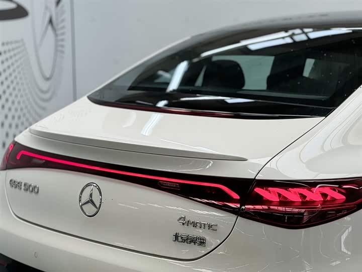 2025 Mercedes-Benz EQE