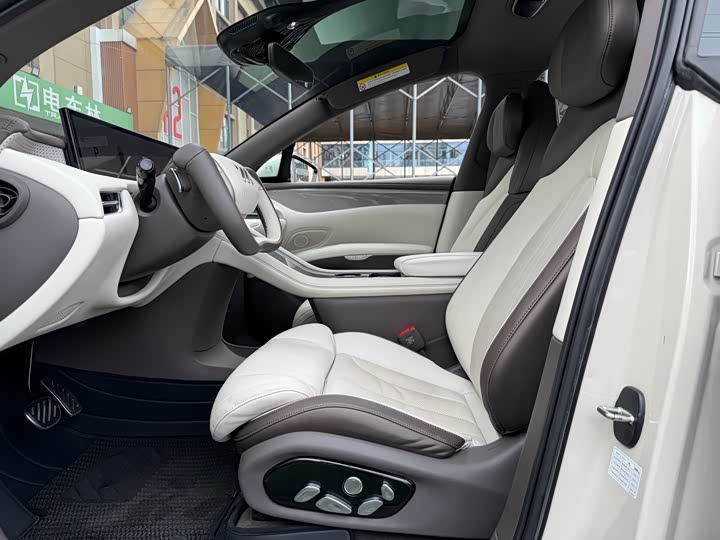 IM motors LS7 2023 2023款 90kWh Elite后驱版