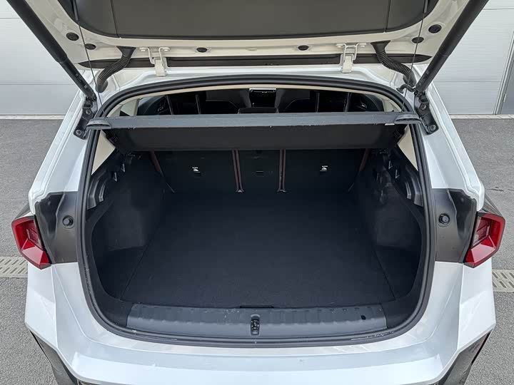 BMW iX1 2025 2025款 eDrive25L M运动套装