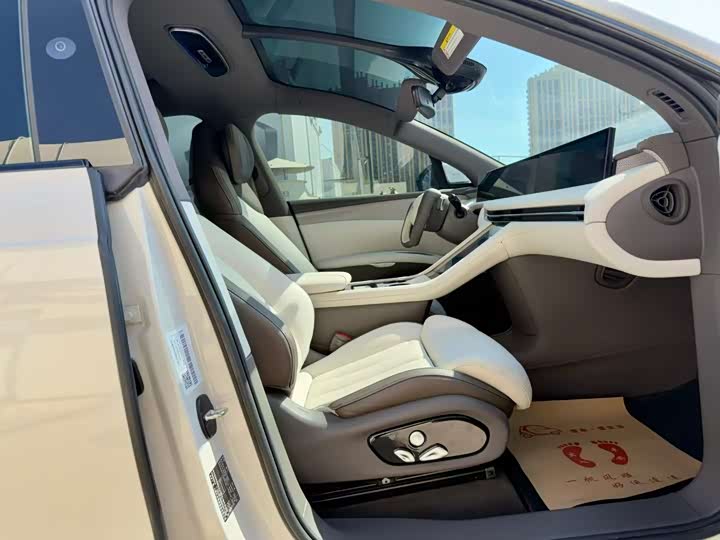 IM motors LS7 2023 2023款 77kWh Urban Fit后驱版