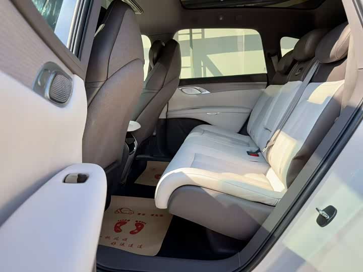 IM motors LS7 2023 2023款 77kWh Urban Fit后驱版