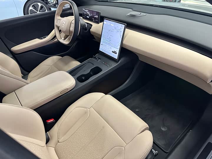 Фото 4 - Nio ET5T