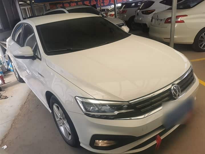 Фото 4 - Volkswagen Lamando L