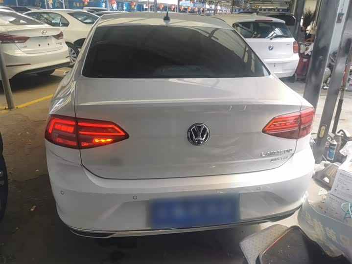 Фото 6 - Volkswagen Lamando L