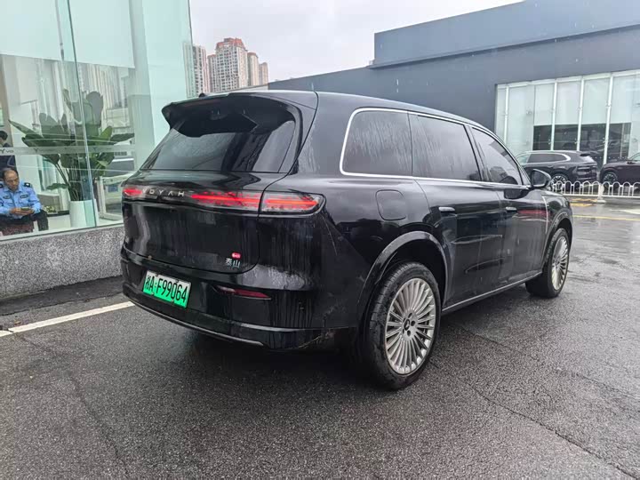 2026 Voyah Taishan