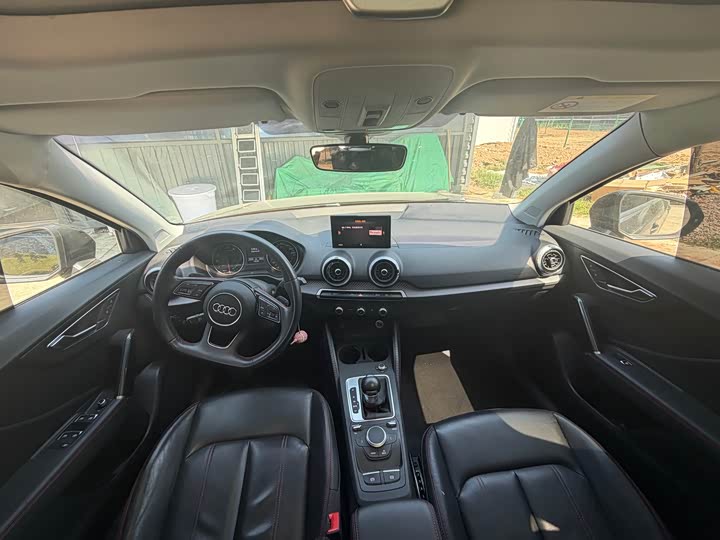 Zdjęcie 6 - Audi Q2L
