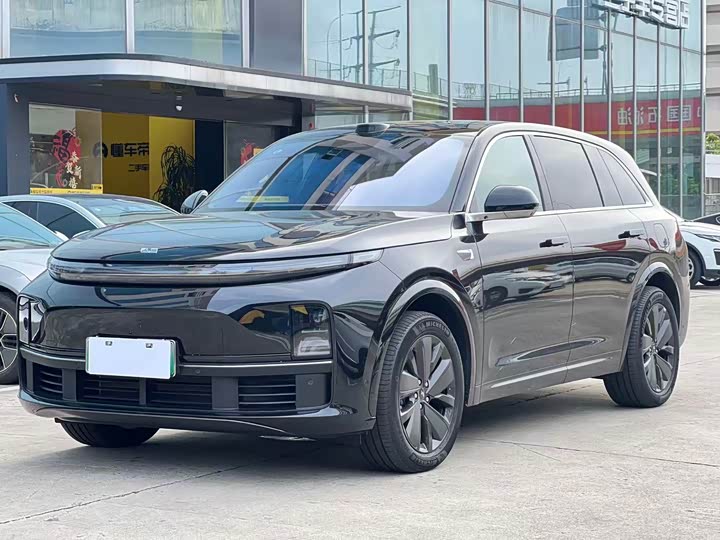 2025 LiXiang L7