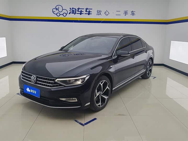 Фото 1 - Volkswagen Magotan