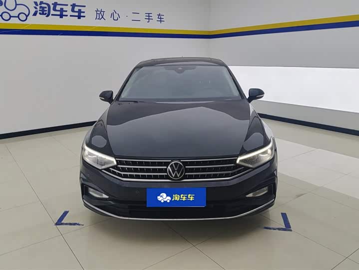 Фото 2 - Volkswagen Magotan