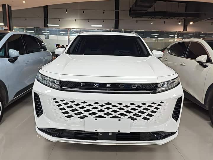 2024 Exeed LX C-DM Hybrid